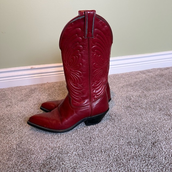 Laredo Red Western Leather Boots size men 5.5 and women 6.5 - Picture 1 of 14